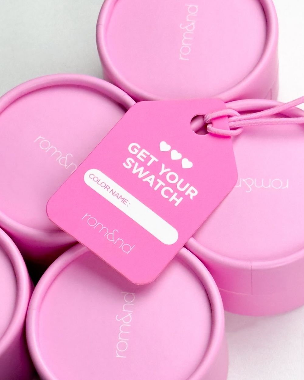 韓網狂洗版rom&nd「愛心糖果腮紅」！立體心型腮紅＋15款配色自由DIY命定頰彩，韓國聖水洞快閃店限定販售！-12