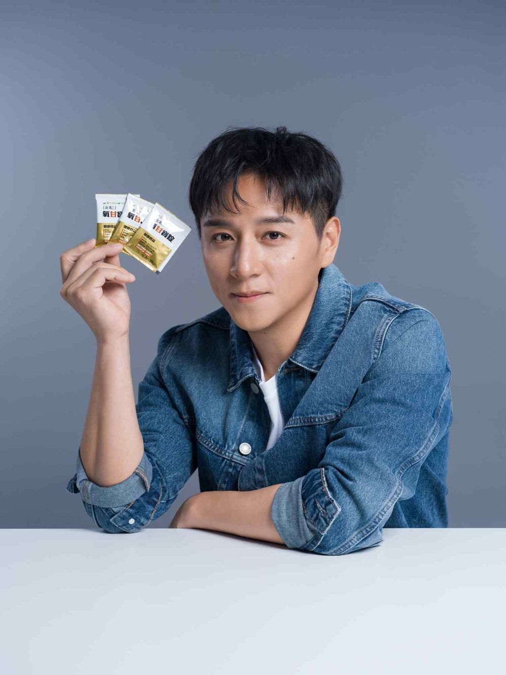 12月開架保養新品上市！巴黎萊雅Hello Kitty聯名髮油、ONE BY KOSÉ抗皺精華，肌研「醫研」新支線登場！-5