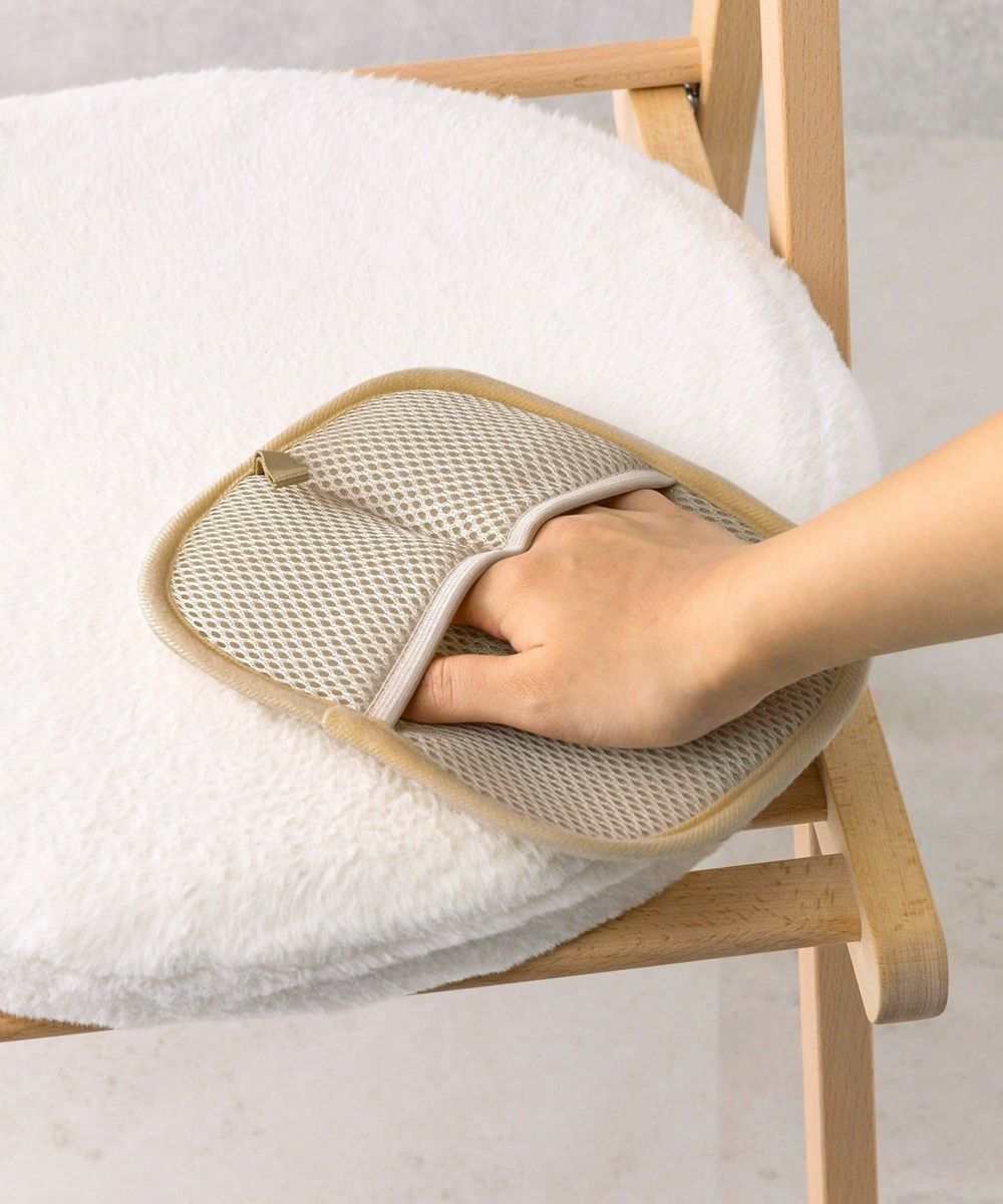 日本3COINS必買7大寵物用品推薦！超實用「電動除毛刀、潔牙小玩具、貓砂收集墊」百元就能收！-2