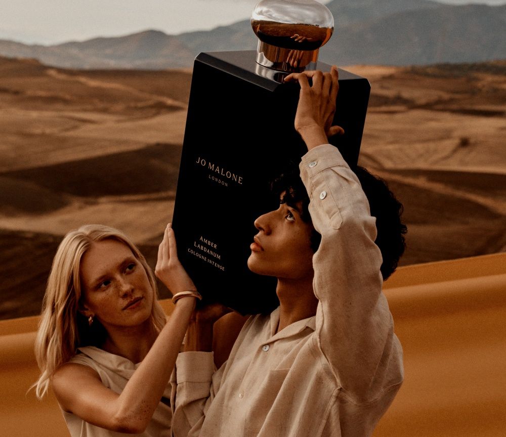 把日落裝進香水裡！JoMalone London芳醇香水全新香味「琥珀與岩薔薇」，苦橙琥珀木質調香氣、溫暖而迷人！-18