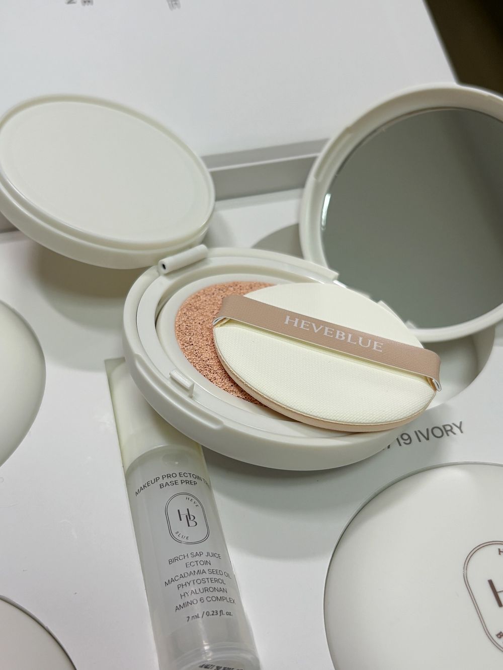 韓網熱議YSL粉氣墊平替！i-dle御用彩妝師共同開發「偶像氣墊」，從化妝師角度出發，普通人輕鬆擁有愛豆同款燈泡肌！-8