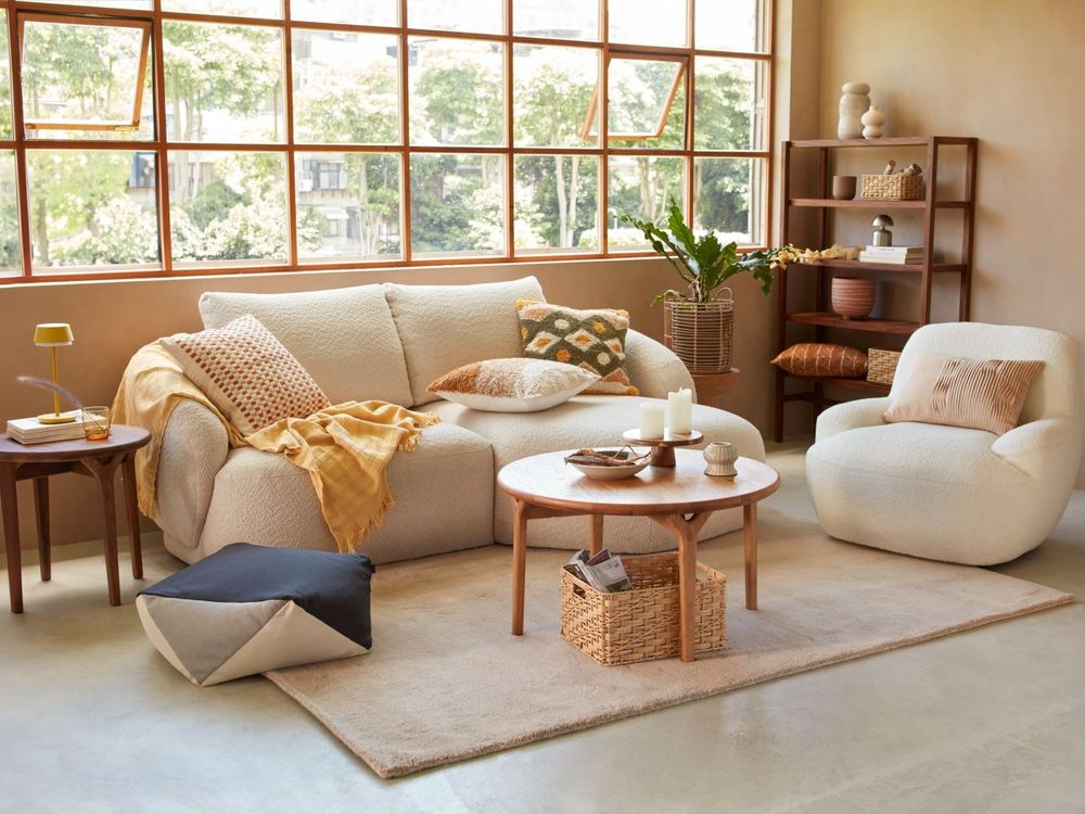 把2026年度代表色帶進家裡！HOLA必買7大「雲朵白」居家好物推薦、「羊毛地毯&壁鐘」都美翻！-1