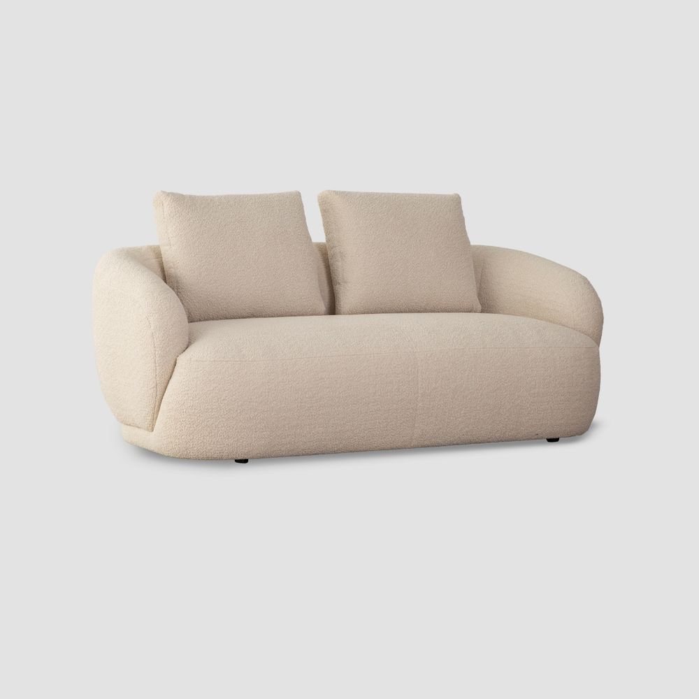 把2026年度代表色帶進家裡！HOLA必買7大「雲朵白」居家好物推薦、「羊毛地毯&壁鐘」都美翻！-9