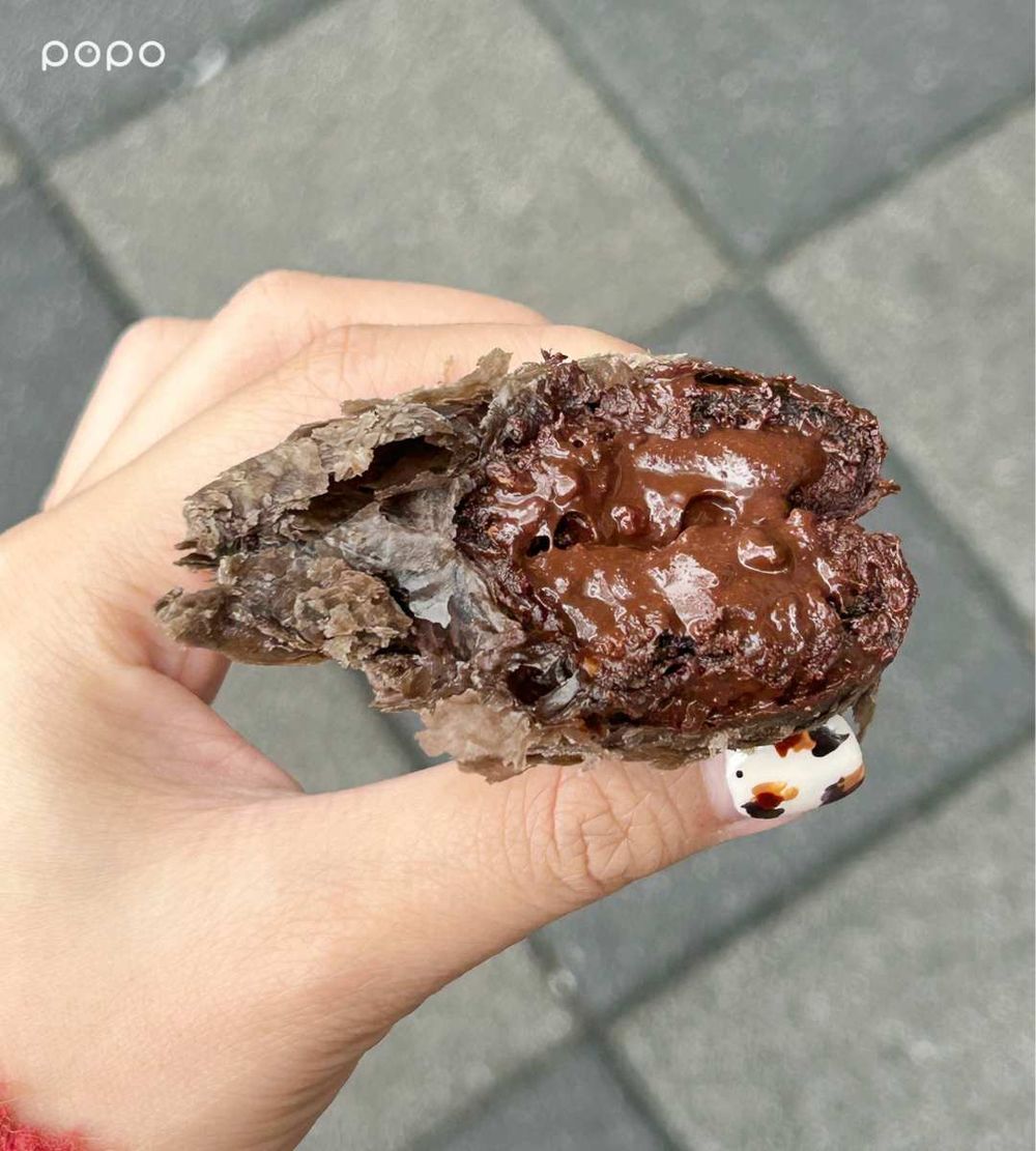 冬季必吃甜點新品懶人包！社群爆紅「富士山生泡芙」、麥當勞狂爆漿「巧克力三角派」全都太想吃！-3