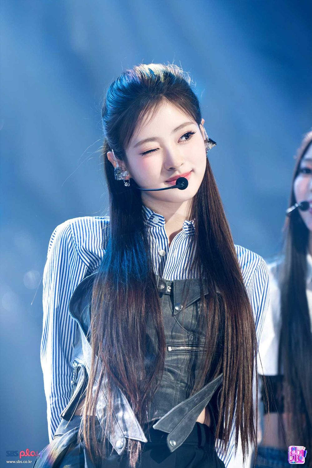 路人看了也會入坑！韓網票選7位必刷五代韓團成員直拍！安乾鎬帥到出圈，Anna、雅賢實力顏值全在線！-6