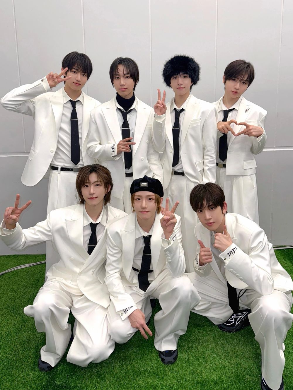 最快獲得音放一位的五代韓團TOP5！ZB1打敗ADP，這團只花6天就奪冠！-5