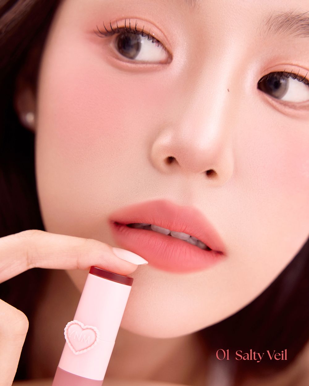 風靡韓國少女系「立體愛心唇釉」！粉嫩愛心LOGO＋自帶矽膠刷頭，可愛實用兼具，清新可愛氛圍秒狙擊心臟！-16