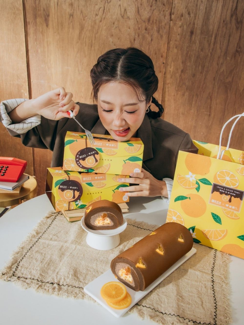 亞尼克跟韓勾ㄟ金針菇聯名啦！「濟州橘風巧克力生乳捲」酸甜橘子+濃郁巧克力療癒爆炸！-1
