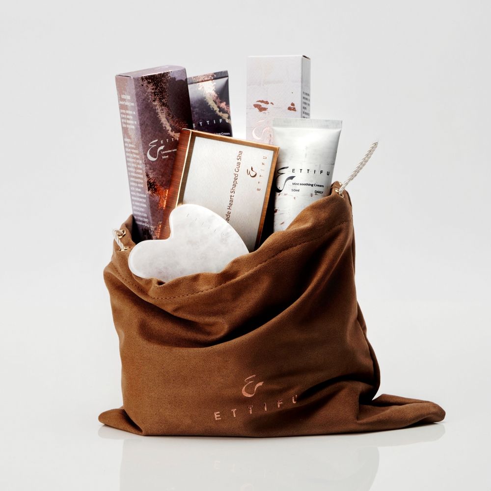 隨時體驗頭部頂級SPA！ETTIFU「日夜舒緩滾珠精華瓶」白天清涼喚醒、夜晚放鬆助眠，搭配天然礦石精準按摩、超療癒！-7