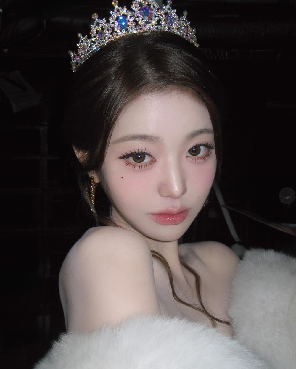 2026開運眉型解析！Benefit攜命理專家揭曉大勢「幼態眉」，眉型柔順＋根根分明毛流感，眉峰這樣畫是好運關鍵！-4