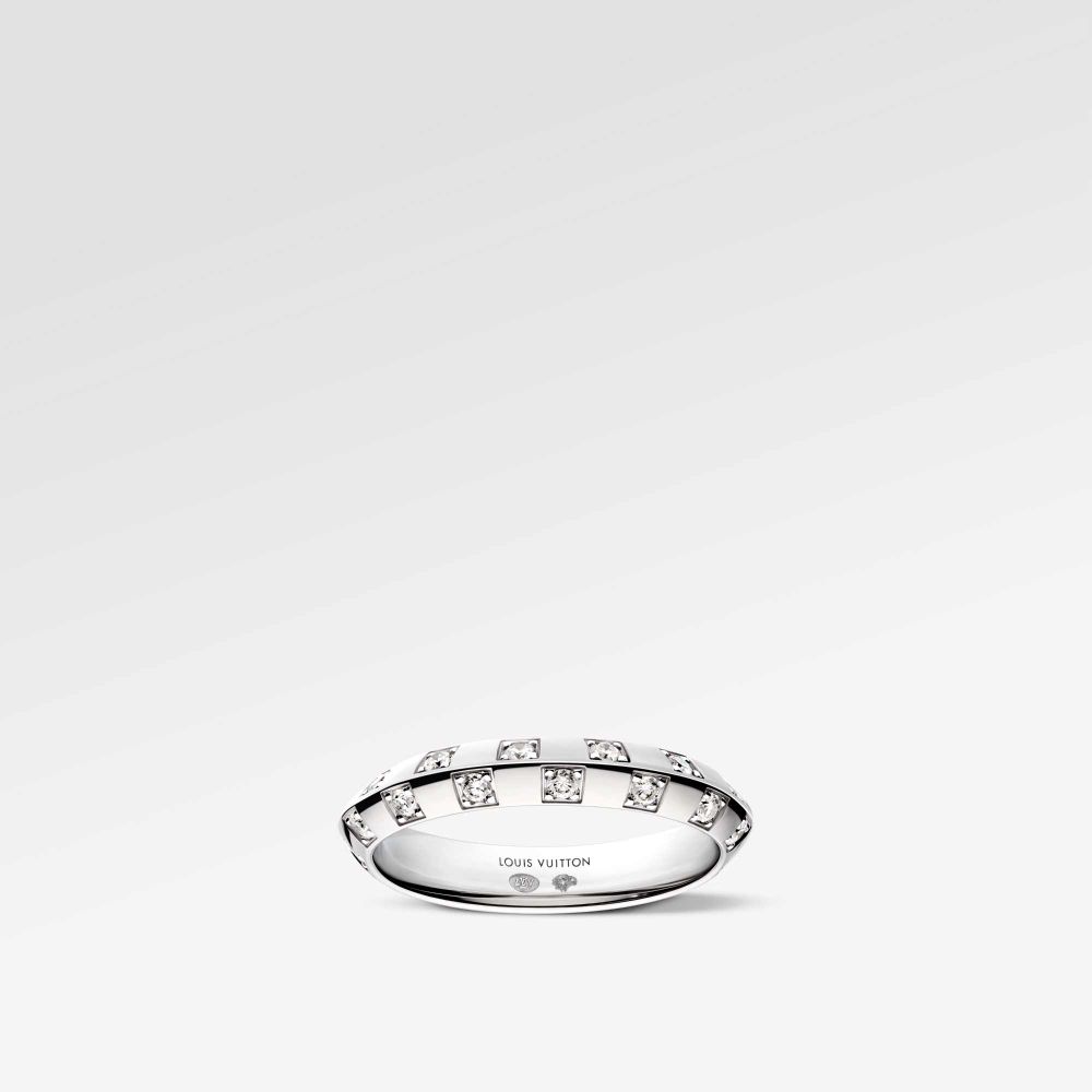 全球都在瘋Cortis穿搭！趙雨凡私下超愛「LV戒指」找到了！帥到姊姊們心都秒融化！-2