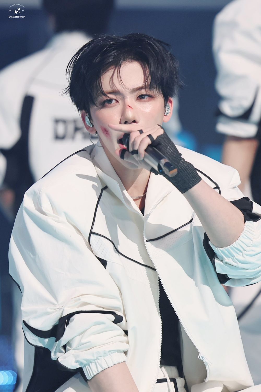 韓網熱議最驚豔的偶像年末舞台造型總整理！Felix古裝封神，張員瑛、Giselle美出新高度！-12