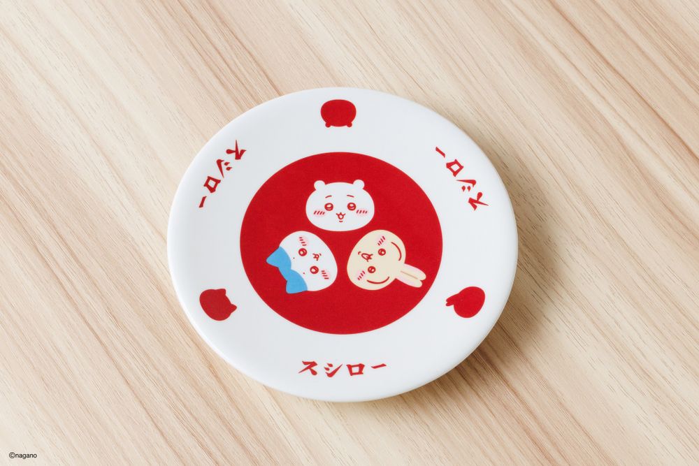 壽司郎跟吉伊卡哇聯名了！超呆萌「鮭魚壽司烏薩奇吊飾、迴轉壽司手機支架、壽司盤」全都想要！-6