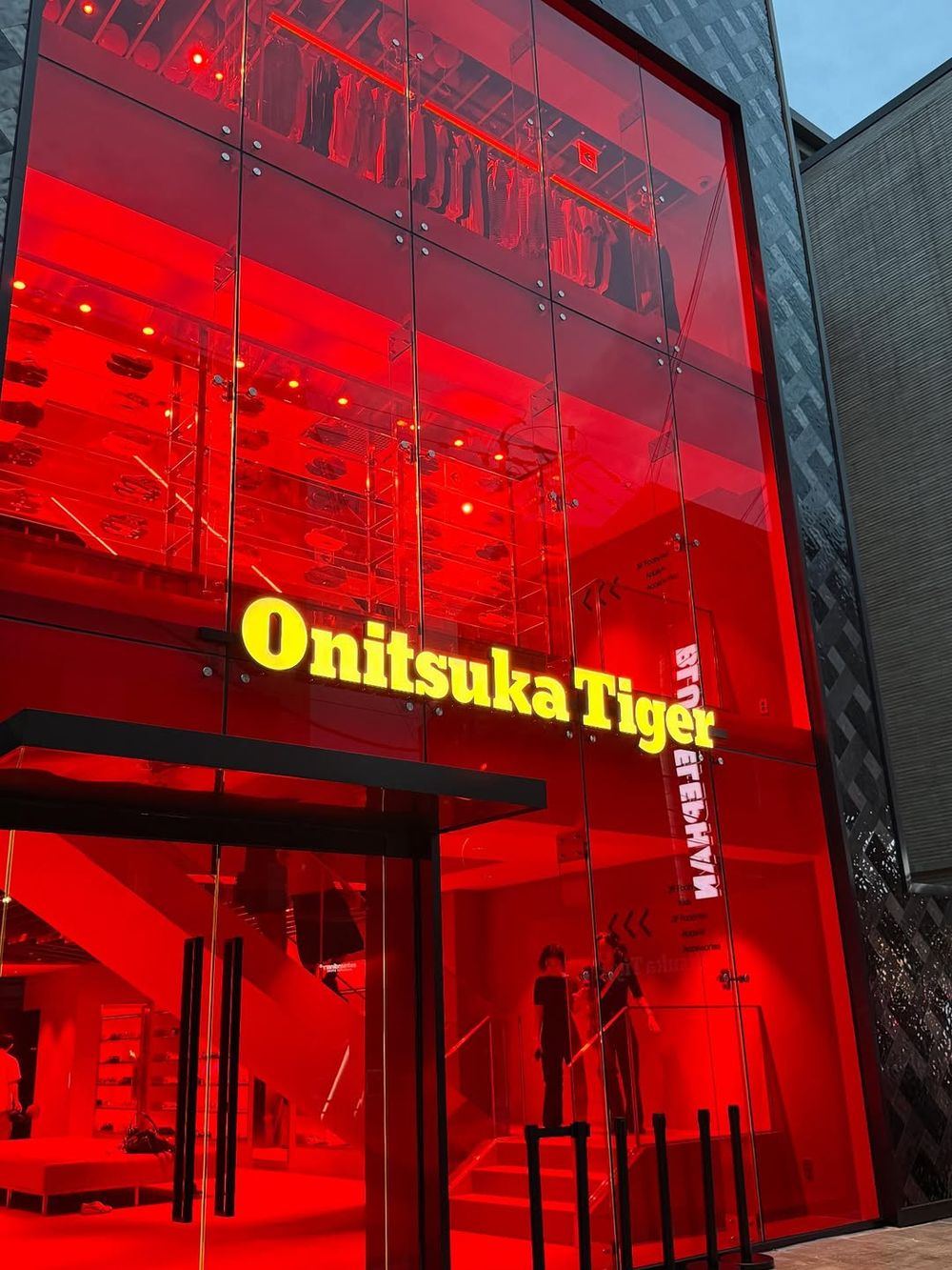 Onitsuka Tiger鬼塚虎鞋王出馬年限定！鞋迷發瘋超美細節、今年錯過就真的買不到！-2