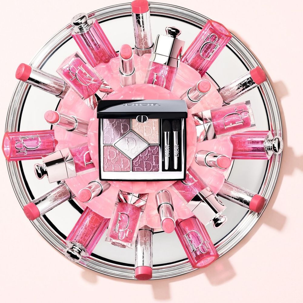 迪奧打造2026最甜嫩春彩！Jisoo愛用頰彩棒糖果新色登場，韓女激推「薄荷綠潤唇膏＆泡泡粉唇釉」必入手！-2