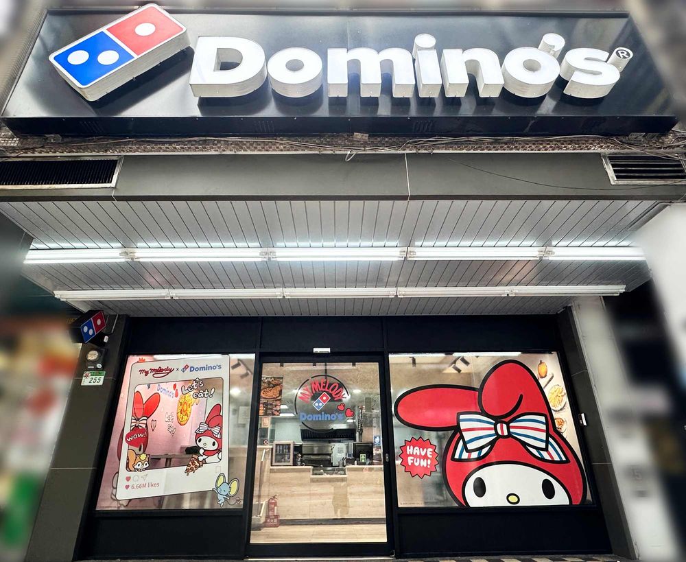 達美樂跟美樂蒂聯名啦！限定紙盒Q到捨不得丟、還有超可愛「美樂蒂披薩翻轉包&迷你招牌」周邊要買！-9