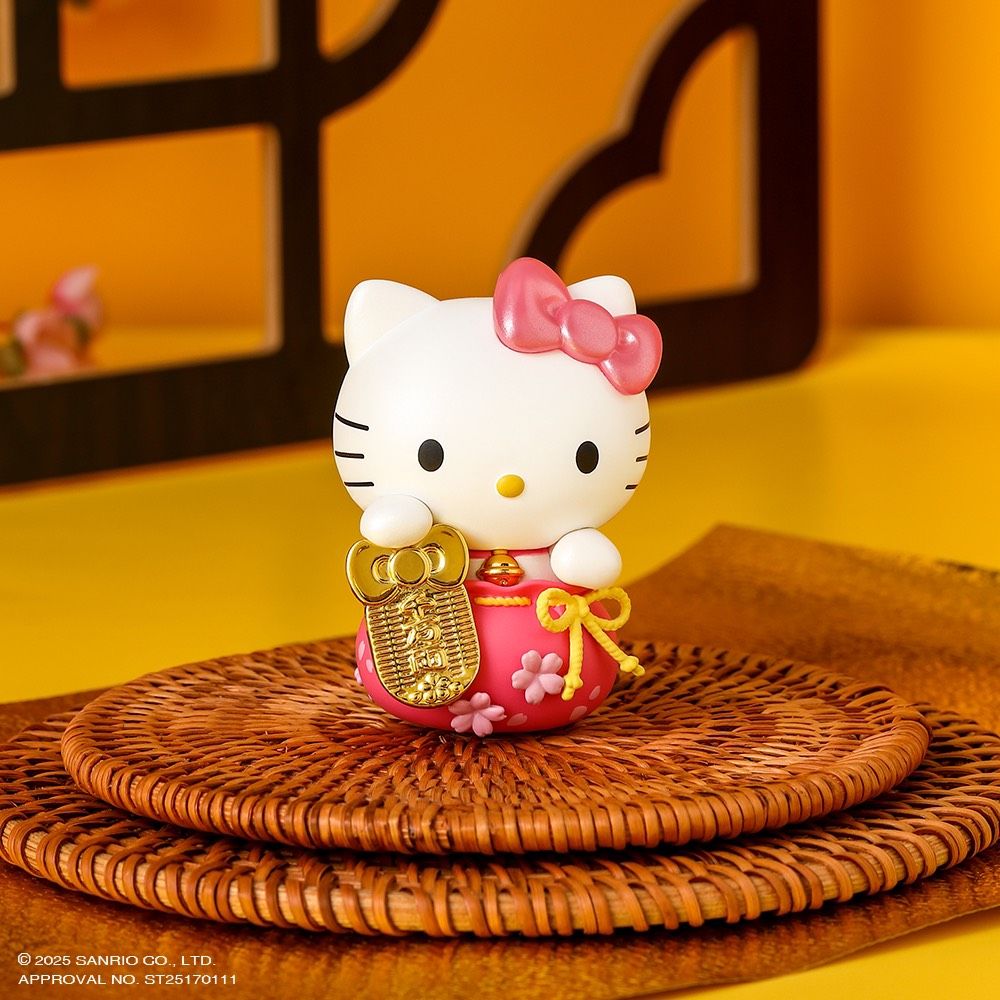 7-11開賣2026馬年限定Hello Kitty周邊！超可愛「小馬裝凱蒂貓玩偶、招福公仔」全都要帶回家！-7