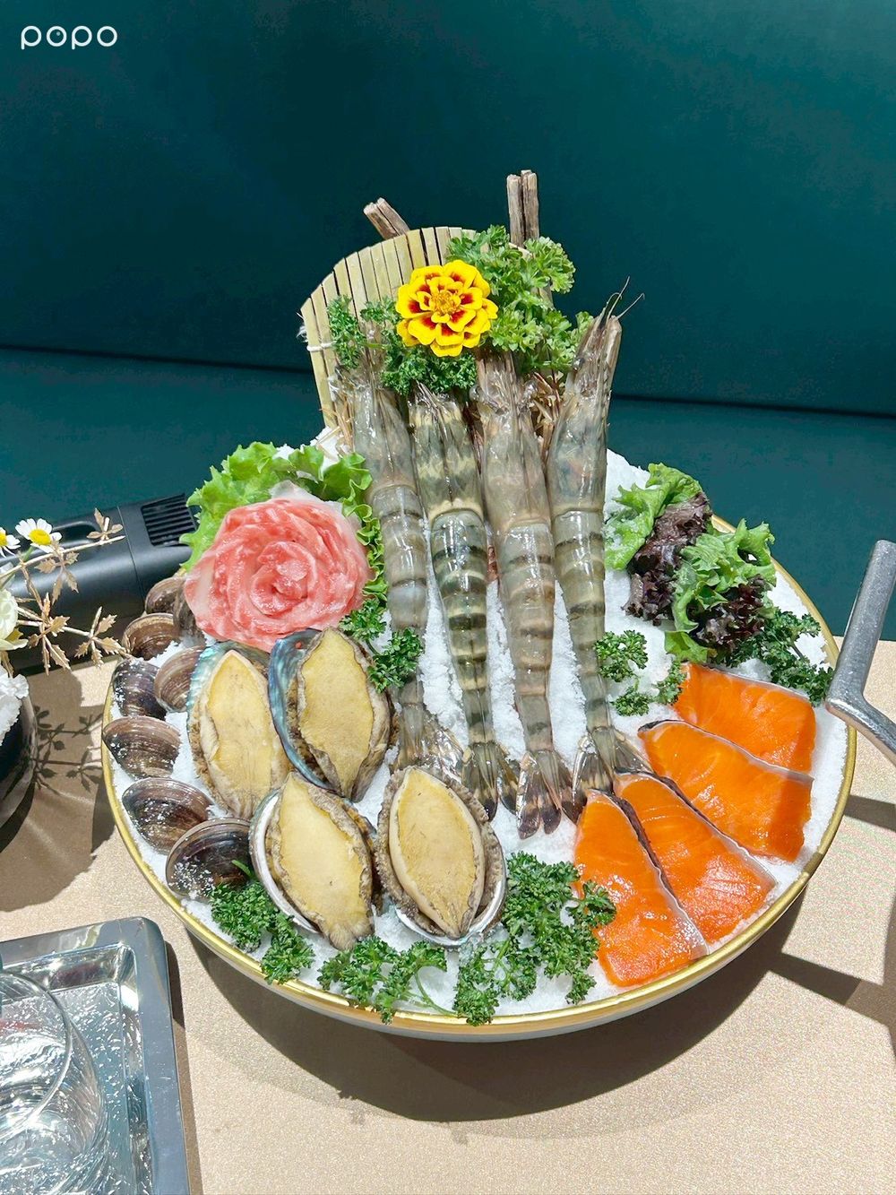 青花驕麻辣鍋進駐新光三越A11！超奢華「海陸驕宴」套餐必吃、還聯名大摩威士忌推三種新吃法！-12