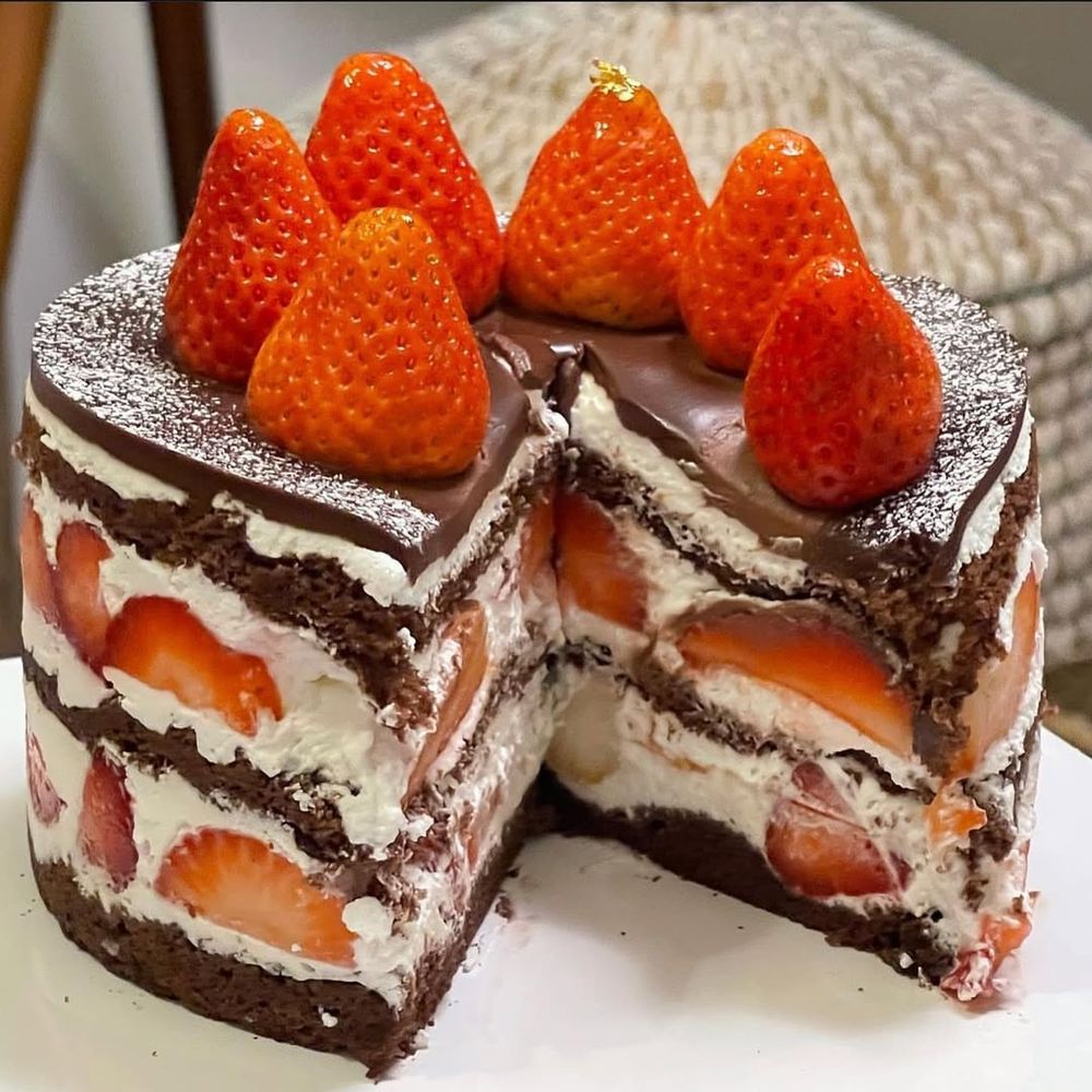 韓國超人氣甜點KITCHEN205要來台灣了！爆炸療癒「巧克力草莓蛋糕、冬日草莓帕妃」酸甜風味太欠吃！-8