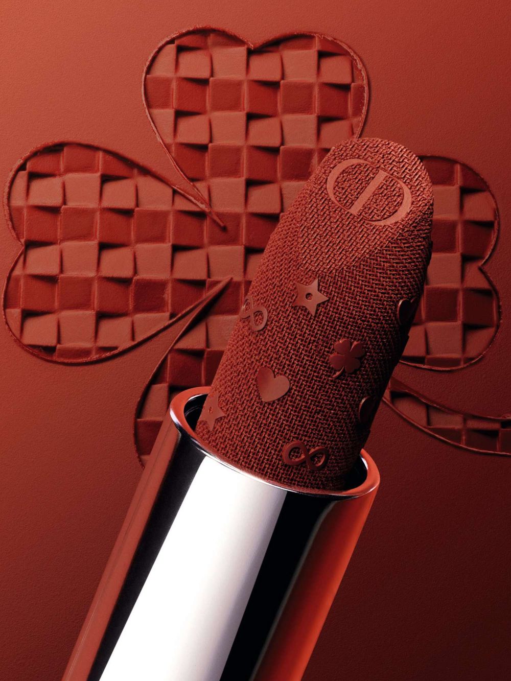 2026新年第一支開運唇膏！迪奧藍星唇膏典藏版登場，DIOR幸運符號全面加持、又高級又夢幻！-3