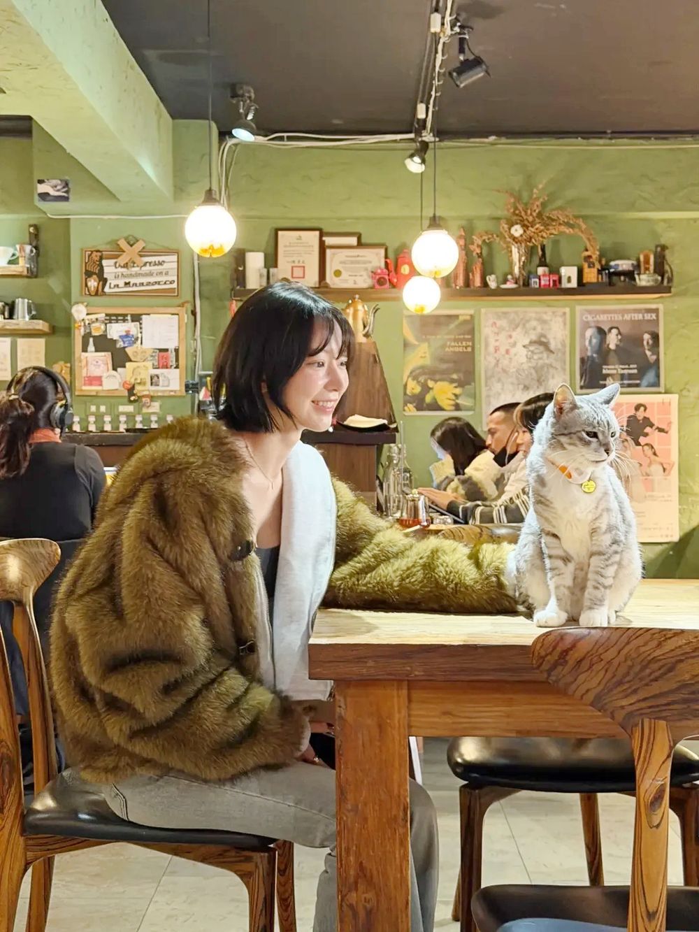 2026金唱片獎韓星來台同款美食盤點！Felix衝太和殿狂吃麻辣鍋、CORTIS全員最愛手搖是「這杯」！-6