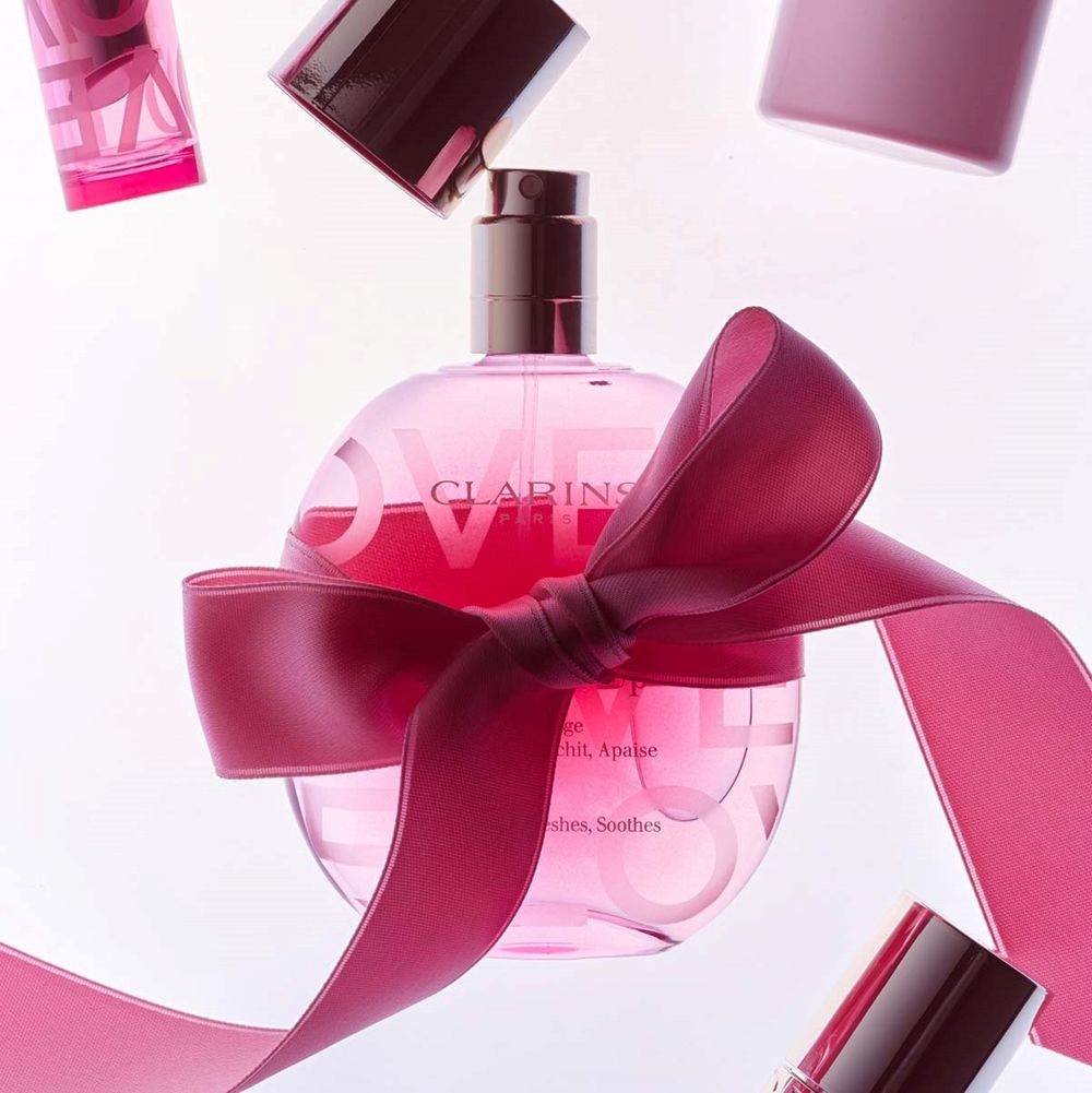 克蘭詩2026情人節限定美妝！美唇油限定新色「31玫瑰之吻」、固態美唇油、玫瑰定妝噴霧、護手霜一次收齊！-8