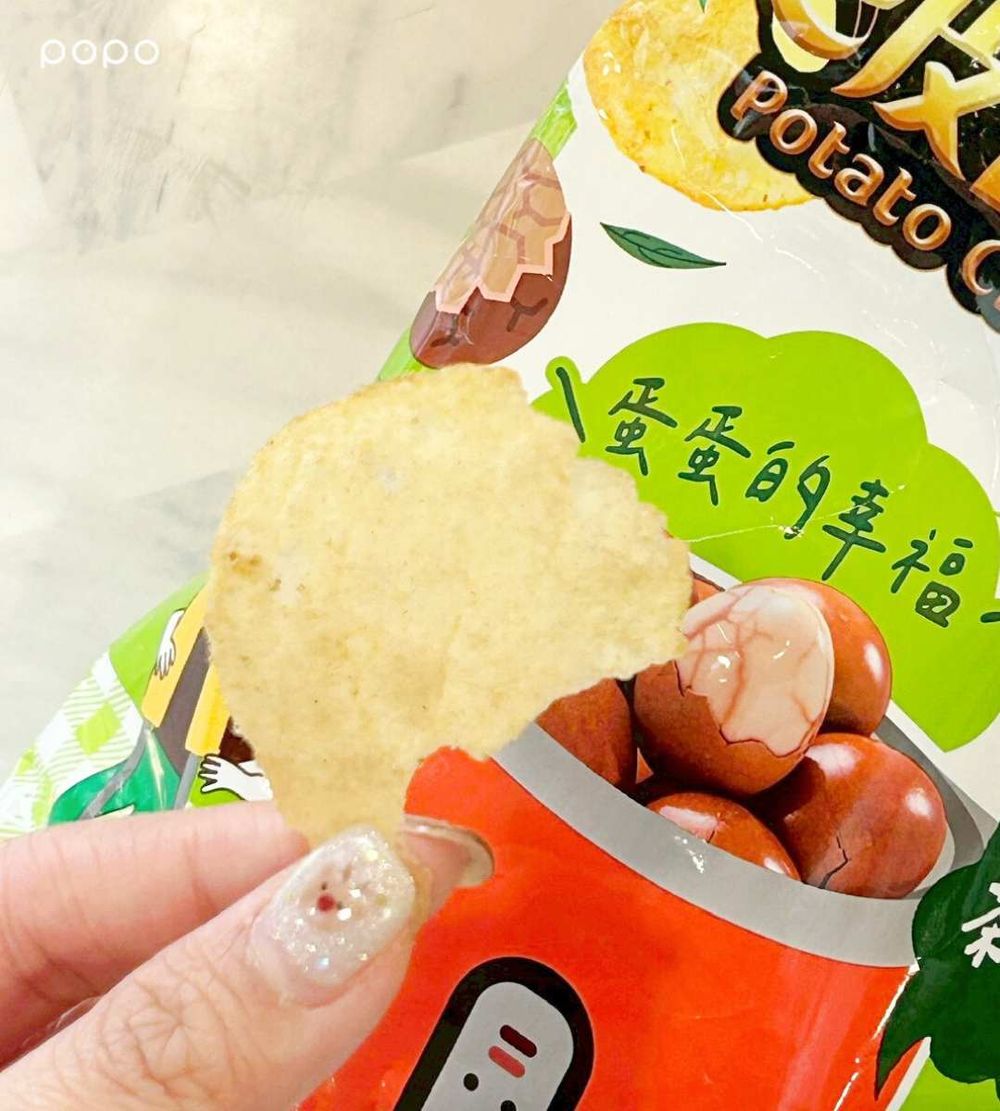 2026超商必買6大話題零食懶人包！超濃郁「皮蛋口味多力多滋」、「花生豬血糕拉麵條餅」脆友都狂推！-8