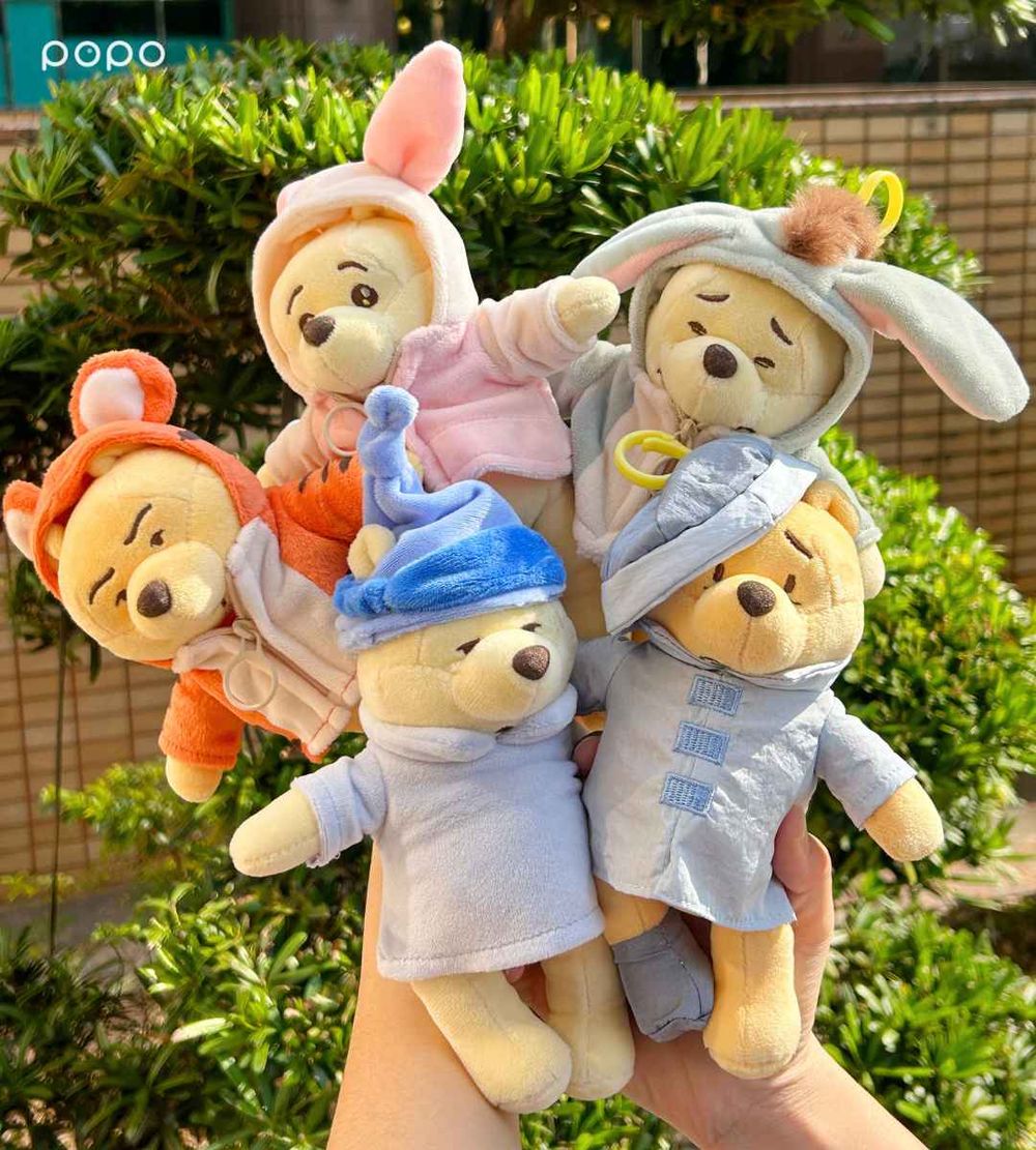 7-11開賣小熊維尼100週年限定周邊！超可愛「跳跳虎變裝維尼、睡帽維尼拍拍小夜燈」全都太想要！-5