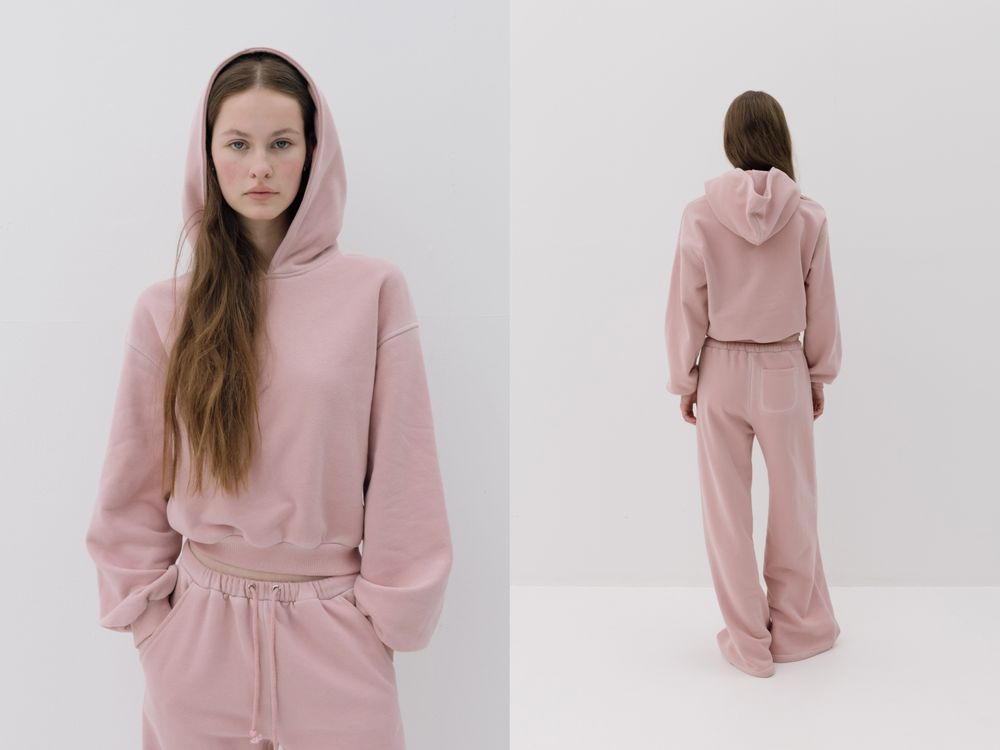 2026新年必備幸運色「Lucky Pink」這樣穿！讓粉色魔法化作日常好運，穿出柔和好氣色！-8