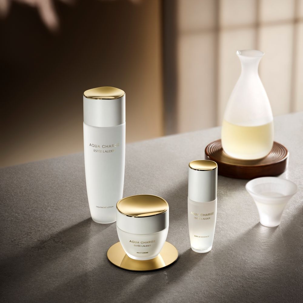 風靡日本雅詩蘭黛《超級米酵系列》台灣開賣！100%日本製造＋核心超級米酵精華，喚醒「肌膚自潤力」，保濕透亮一用就有感！-3