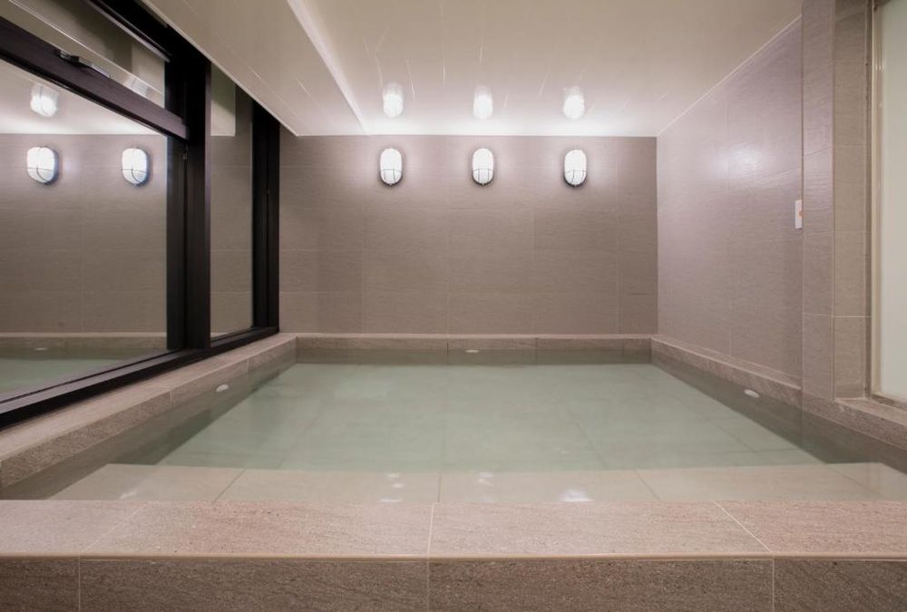 2026高雄看演唱會住宿推薦！比歐緻居入住送點心&宵夜吧、「這間」民宿離世運超近太方便！-13