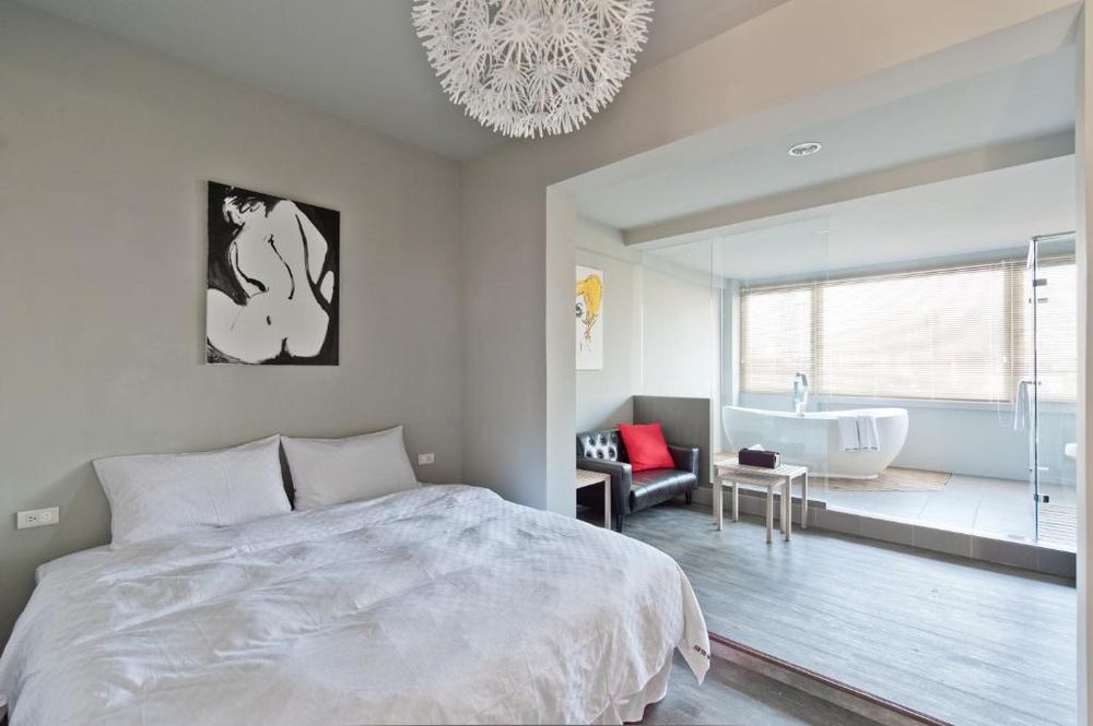 2026高雄看演唱會住宿推薦！比歐緻居入住送點心&宵夜吧、「這間」民宿離世運超近太方便！-8