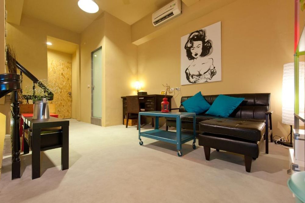 2026高雄看演唱會住宿推薦！比歐緻居入住送點心&宵夜吧、「這間」民宿離世運超近太方便！-11