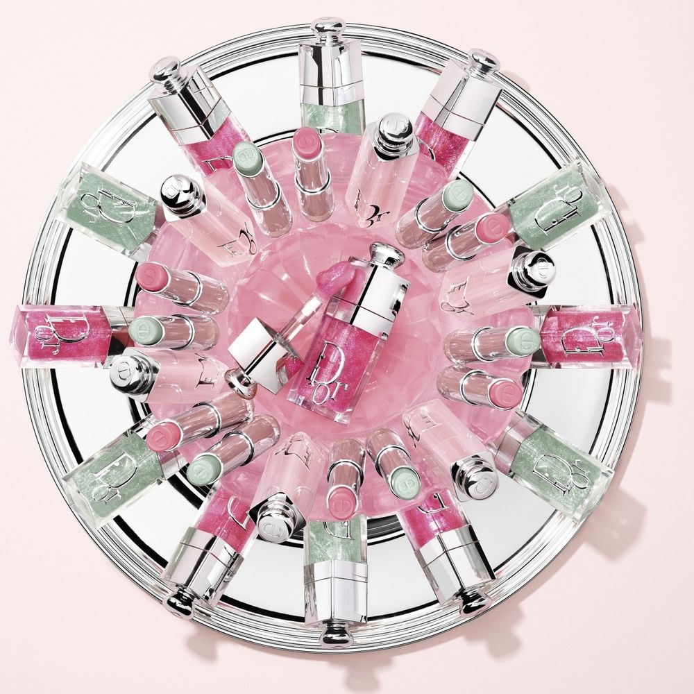 2026春季潤唇膏新品盤點！NARS嫩唇膏、芭比波朗晶鑽系列升級、迪奧潤唇膏...，一抹水嫩豐潤、媲美注入玻尿酸！-6