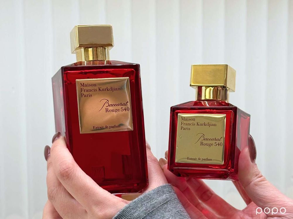 資深香民必看！MFK信義旗艦店奢華改裝登場，台灣首座360度巨型鋅瓶蓋試香桌＋全年度熱賣TOP5香水公開！-4