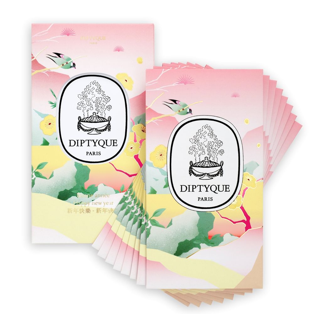 2026新年香氛推薦！DIPTYQUE首款春節限定蠟燭「臘梅Lamei」蜂蜜木質香＋清甜花香，消費就送限量紅包袋！-5