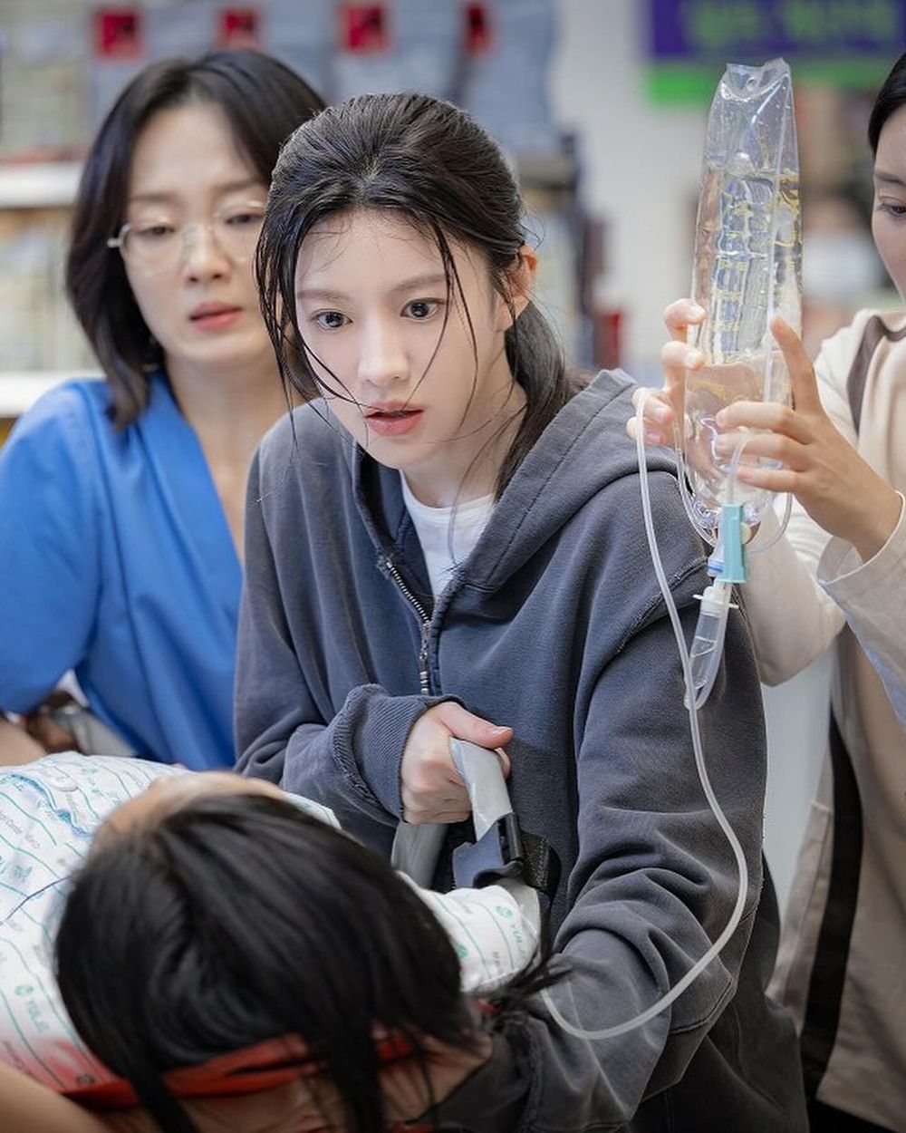 入坑「最美整形範本」高允貞影劇作品！《愛情怎麼翻譯》演技征服觀眾，《MOVING異能》成功獲關注！-16