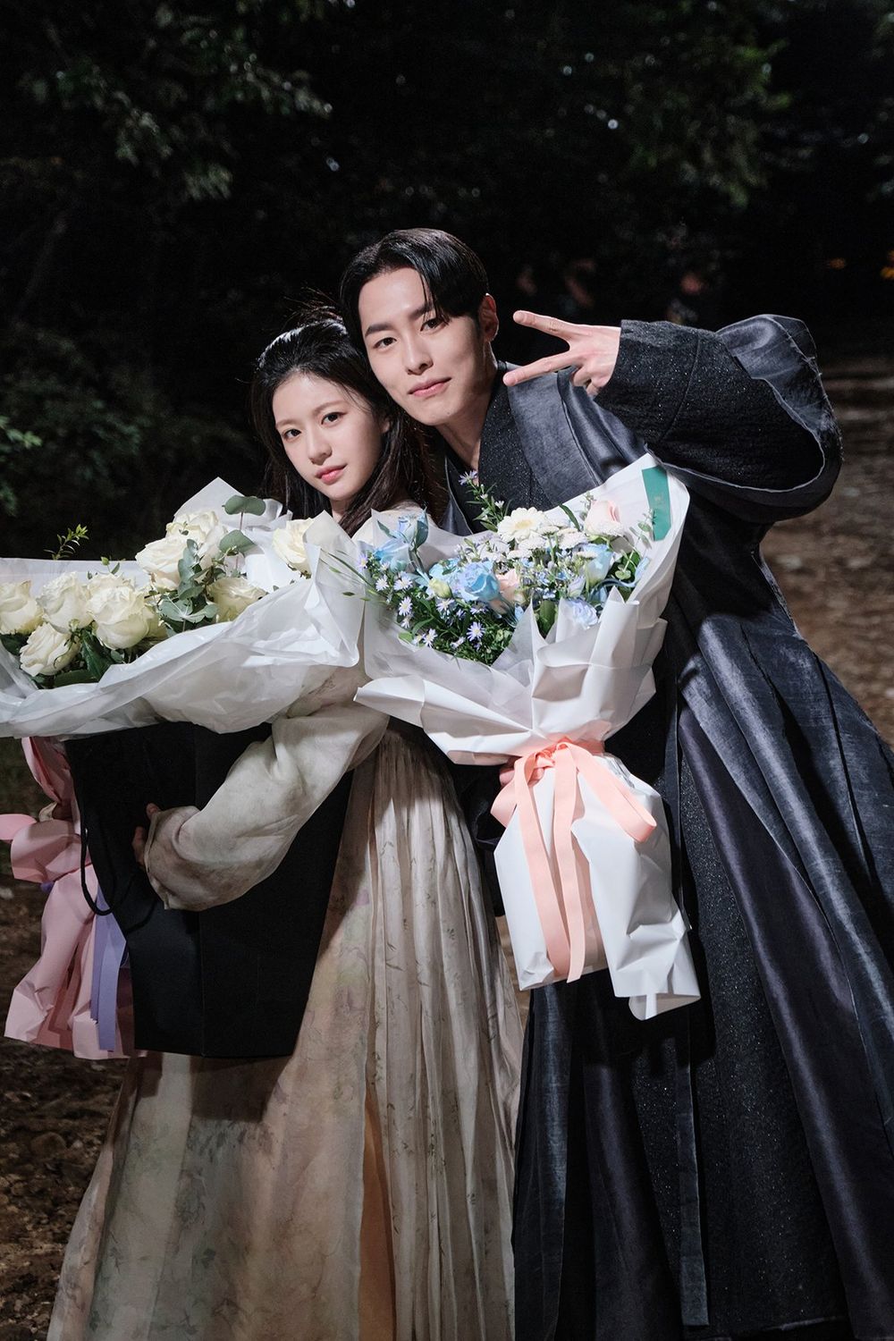 入坑「最美整形範本」高允貞影劇作品！《愛情怎麼翻譯》演技征服觀眾，《MOVING異能》成功獲關注！-11