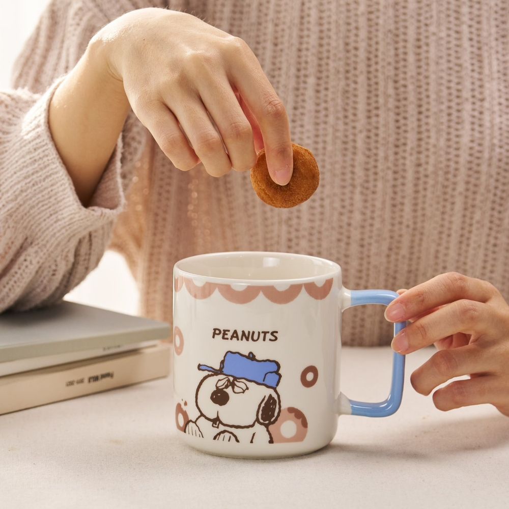 7-11開賣超實用史努比周邊小物！萌翻「甜甜圈歐拉夫馬克杯、史努比飲料提袋」全都想買！-4