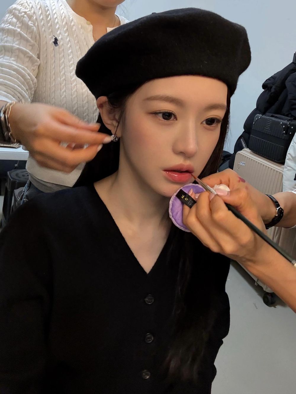 韓劇《愛情怎麼翻譯？》女主角高允貞的「車茂熙」同款妝容解析，御用彩妝師公開韓國小眾彩妝完整清單！-2