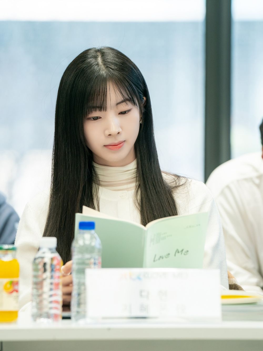 偶像轉演員成績亮眼！盤點6位新生代KPOP「演技豆」代表！有娜初登場掀討論，多賢、在玹也被點名！-7