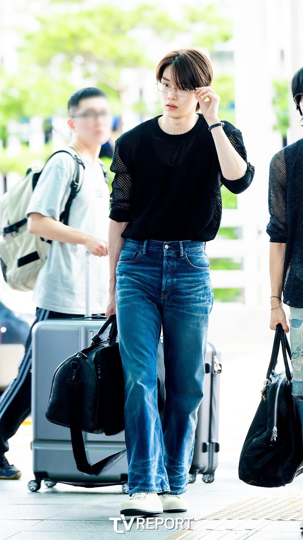 韓網熱議比例驚人的KPOP五代男團成員！MARTIN氣場超強，金奎彬、成燦全上榜入列！-11