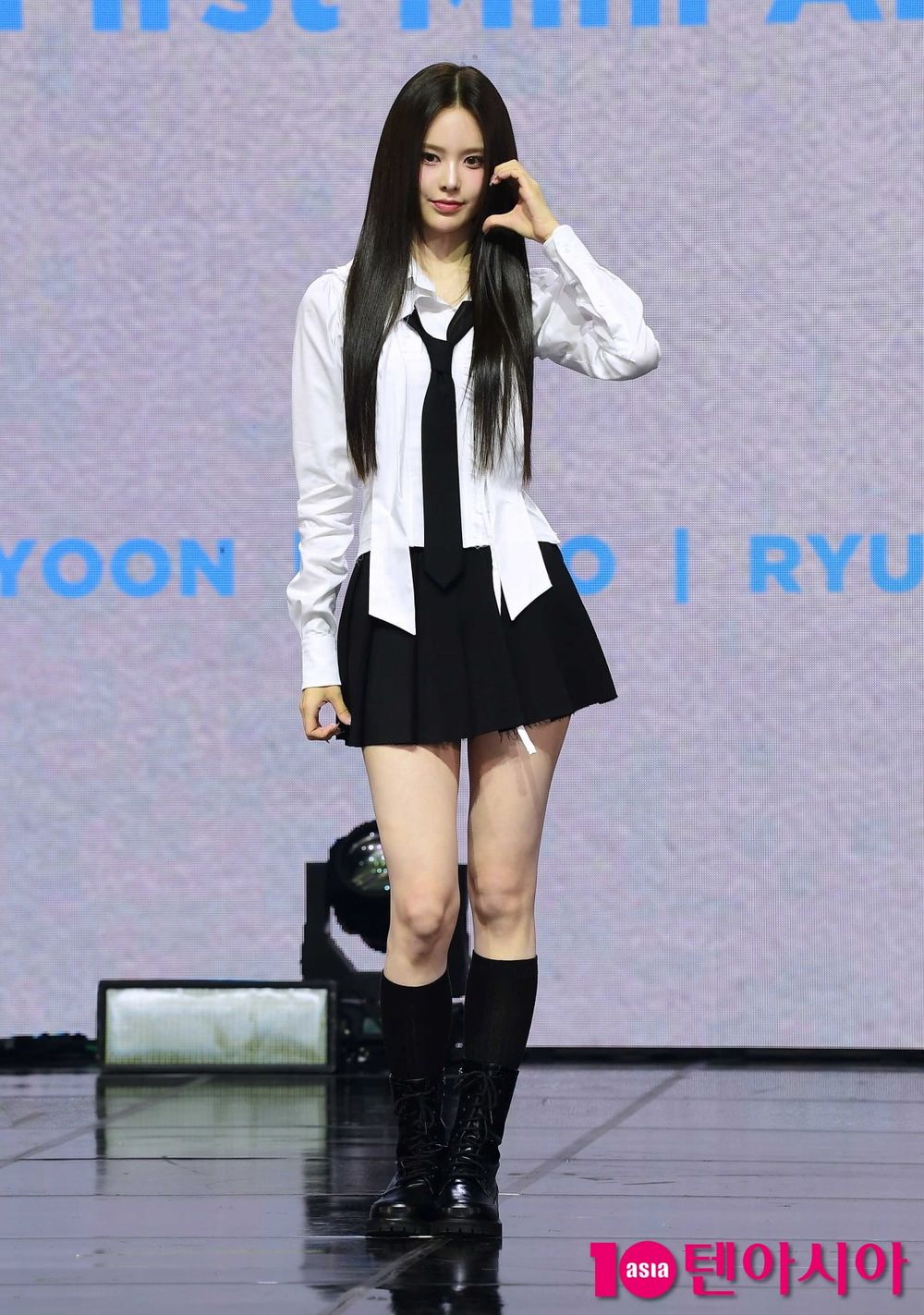 盤點8位身高超過170的五代女團成員！嘉元大長腿超震撼，Rora、房智玟身材比例驚人！-7