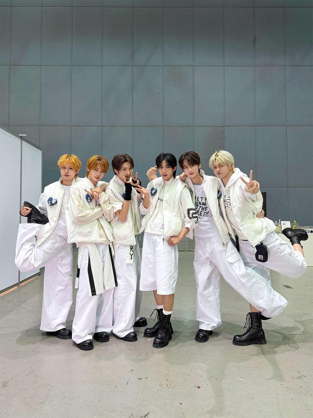 KPOP人氣四、五代男團平均身高TOP5！TXT受封「高個完顏團」，&TEAM長腿男神超多！-2