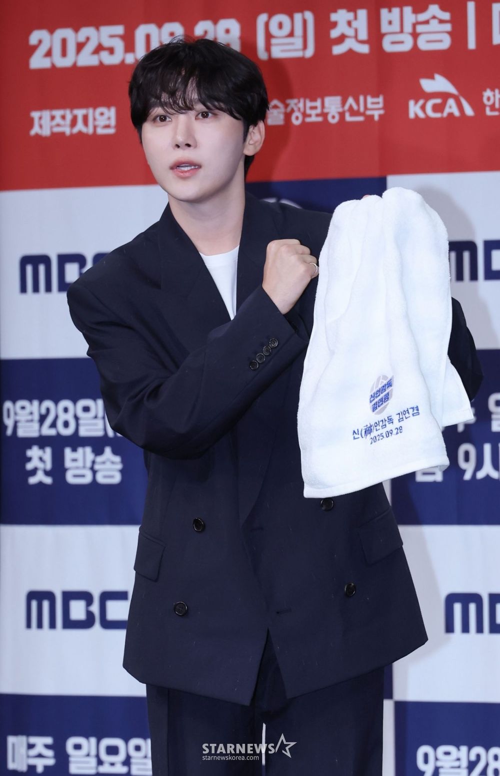 韓網公認6位受到全世代喜愛的KPOP男偶像！俊昊國民級魅力爆棚，勝寛、秀彬從粉絲到路人都喜歡！-6