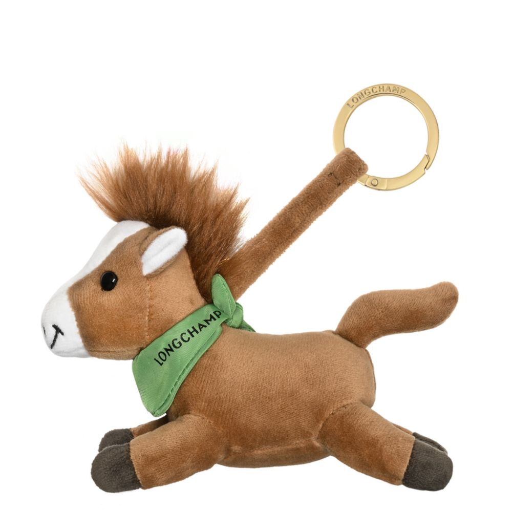 輕鬆成為養馬人～2026八款精品小馬吊飾盤點！愛馬仕價格意外可愛、「這款」竟然千元收！？-3