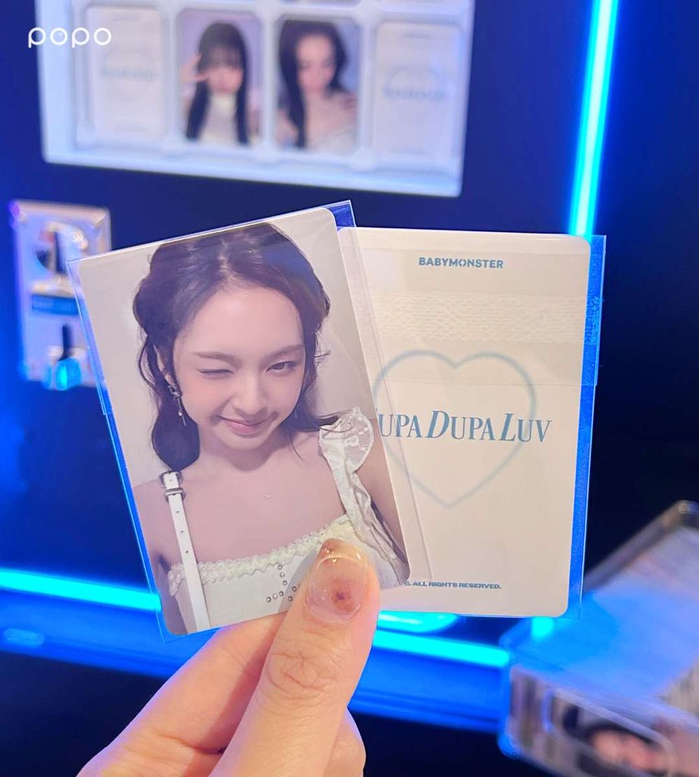 BABYMONSTER PSYCHO快閃店在統一時代！「絨毛吊飾+小卡組、黑白明信片」必買周邊價格一次看！-12