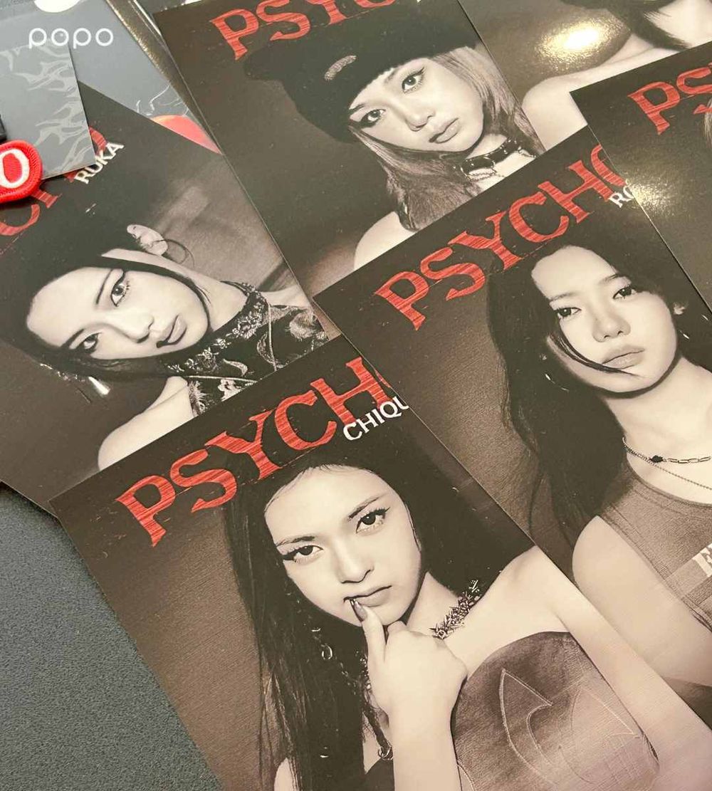 BABYMONSTER PSYCHO快閃店在統一時代！「絨毛吊飾+小卡組、黑白明信片」必買周邊價格一次看！-5