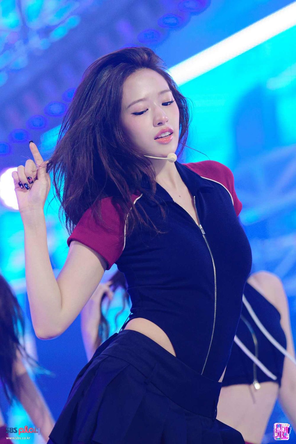 韓網公認6位韓團「全能型隊長」偶像！MARTIN創作能力強，明宰鉉、安俞真都是最強ACE！-5