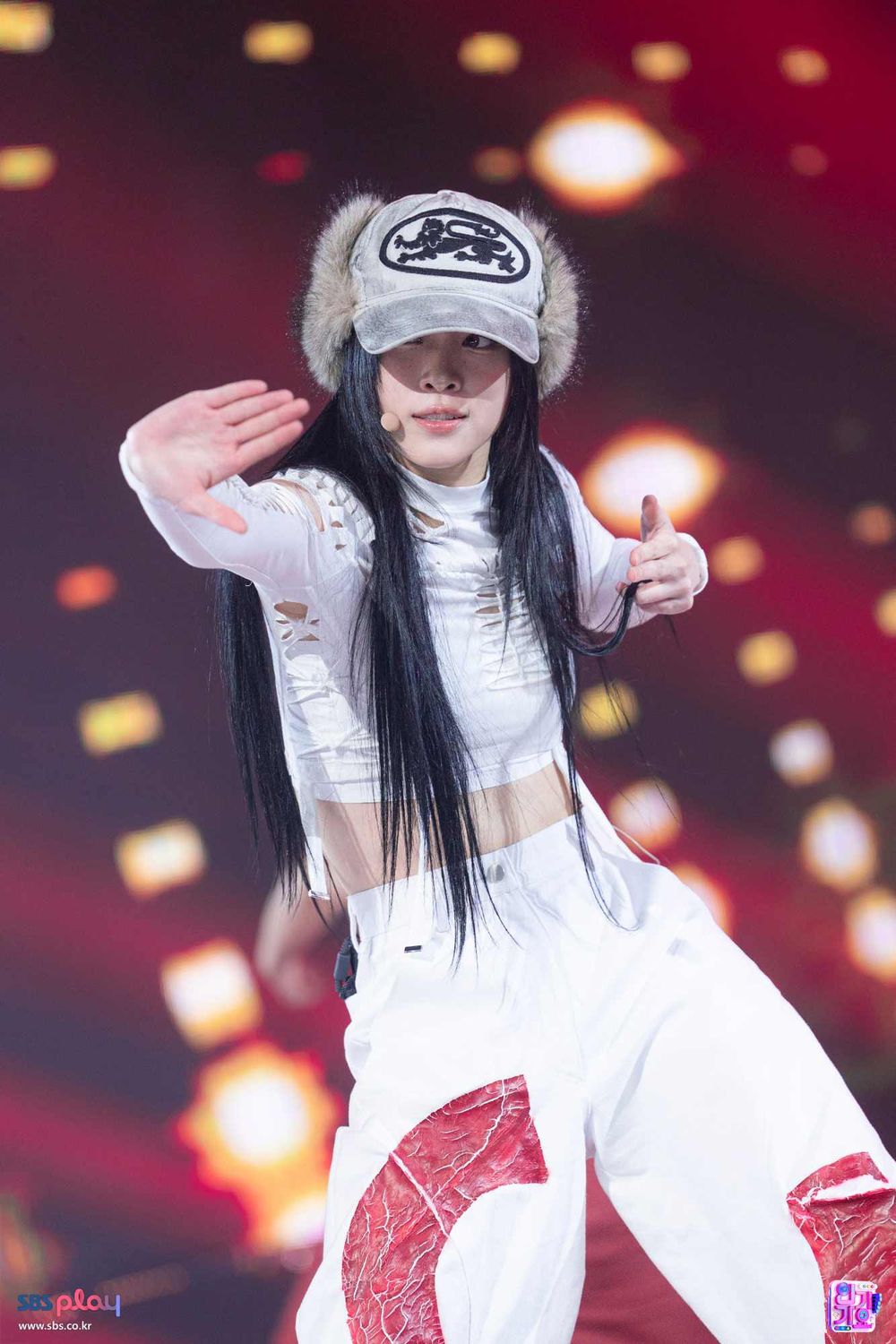 盤點韓網票選「舞蹈機器」KPOP女偶像！禮志實力全能，Lisa、Momo都是天花板級別！-13